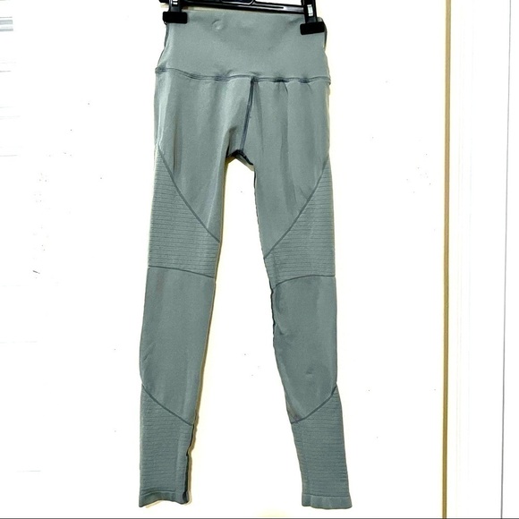 Alphalete Revival Dusty Green High waist Leggings Tights womens size XS - Picture 5 of 11